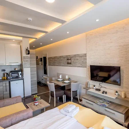 Alethea Lux Apartments, Milmari Kopaonik