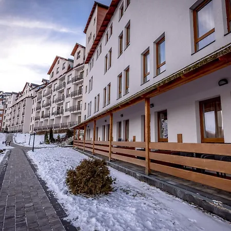 Alethea Lux Apartments, Milmari דירה קופאוניק