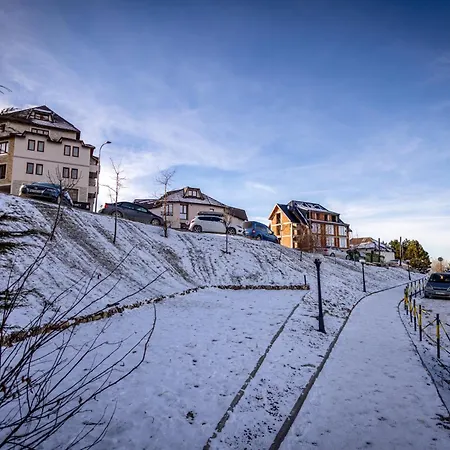 Alethea Lux Apartments, Milmari Apartment *