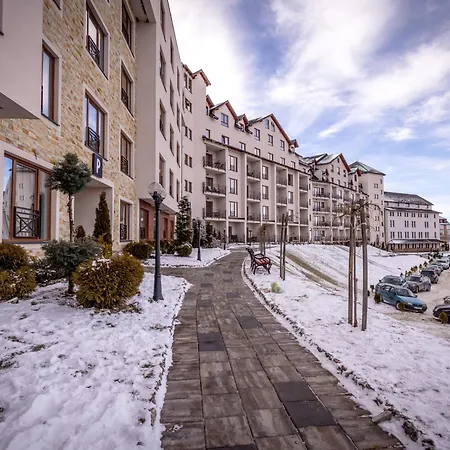 Apartment Alethea Lux Apartments, Milmari